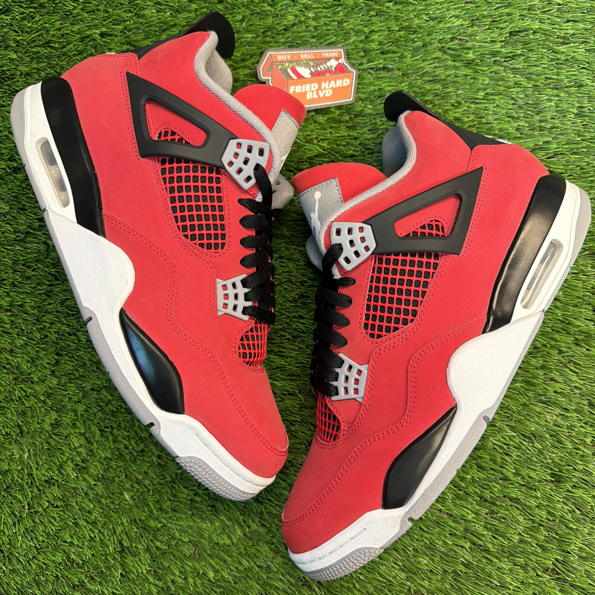 Air Jordan 4 Retro 'Toro Bravo' SIZE 11M/12.5W