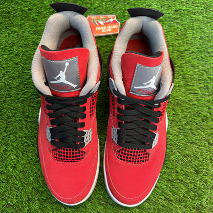 Air Jordan 4 Retro 'Toro Bravo' SIZE 11M/12.5W