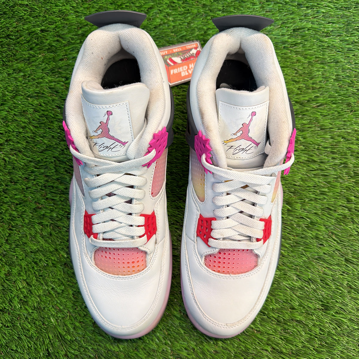 Air Jordan 4 Retro 'Comic' SIZE 11M/12.5W
