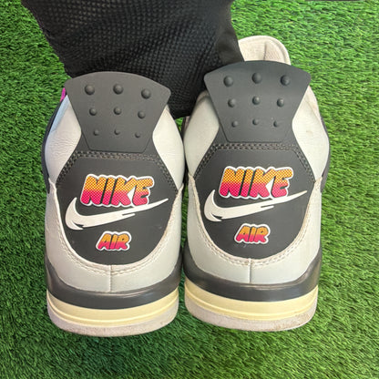 Air Jordan 4 Retro 'Comic' SIZE 11M/12.5W