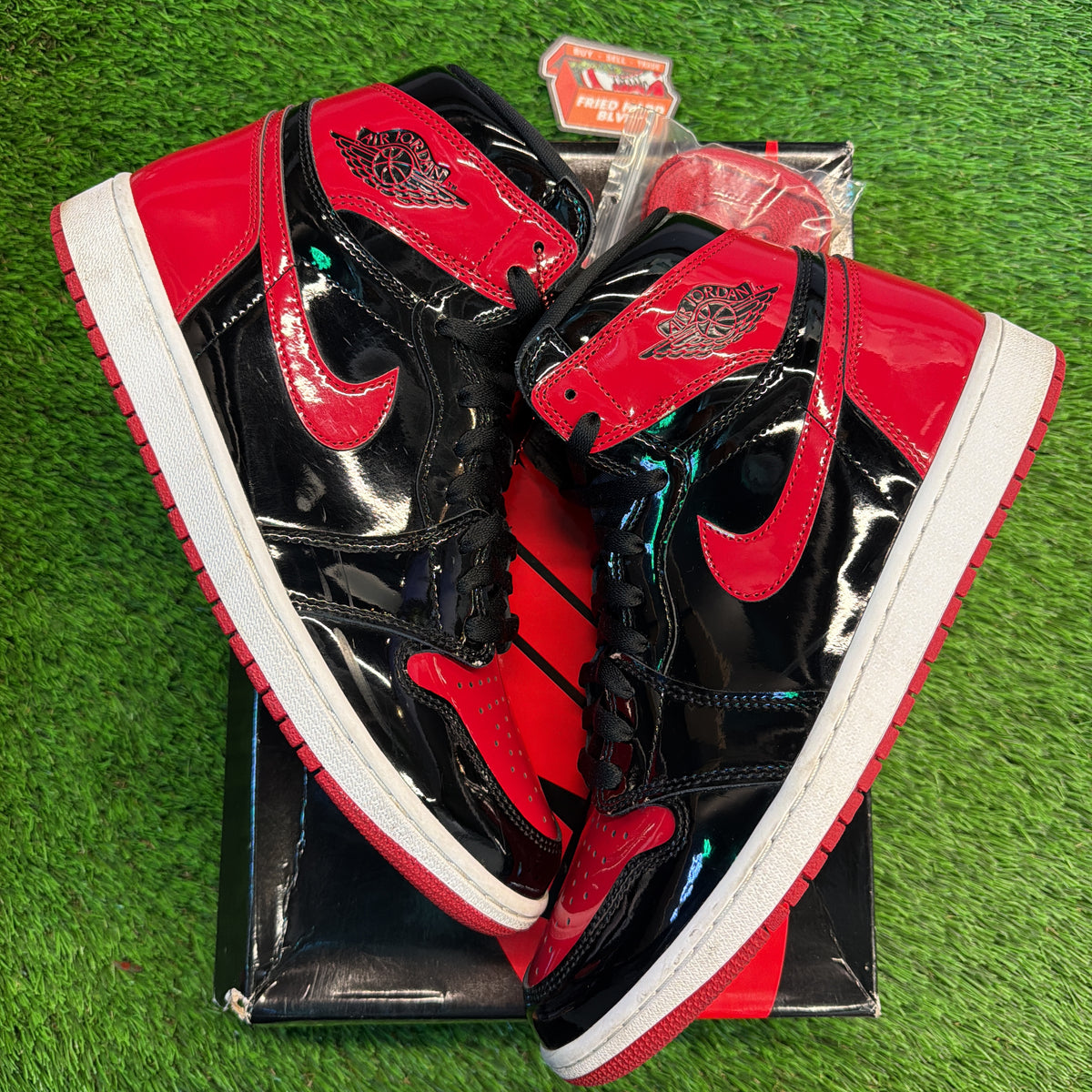 Air Jordan 1 Retro High OG 'Patent Bred' SIZE 11M/12.5W