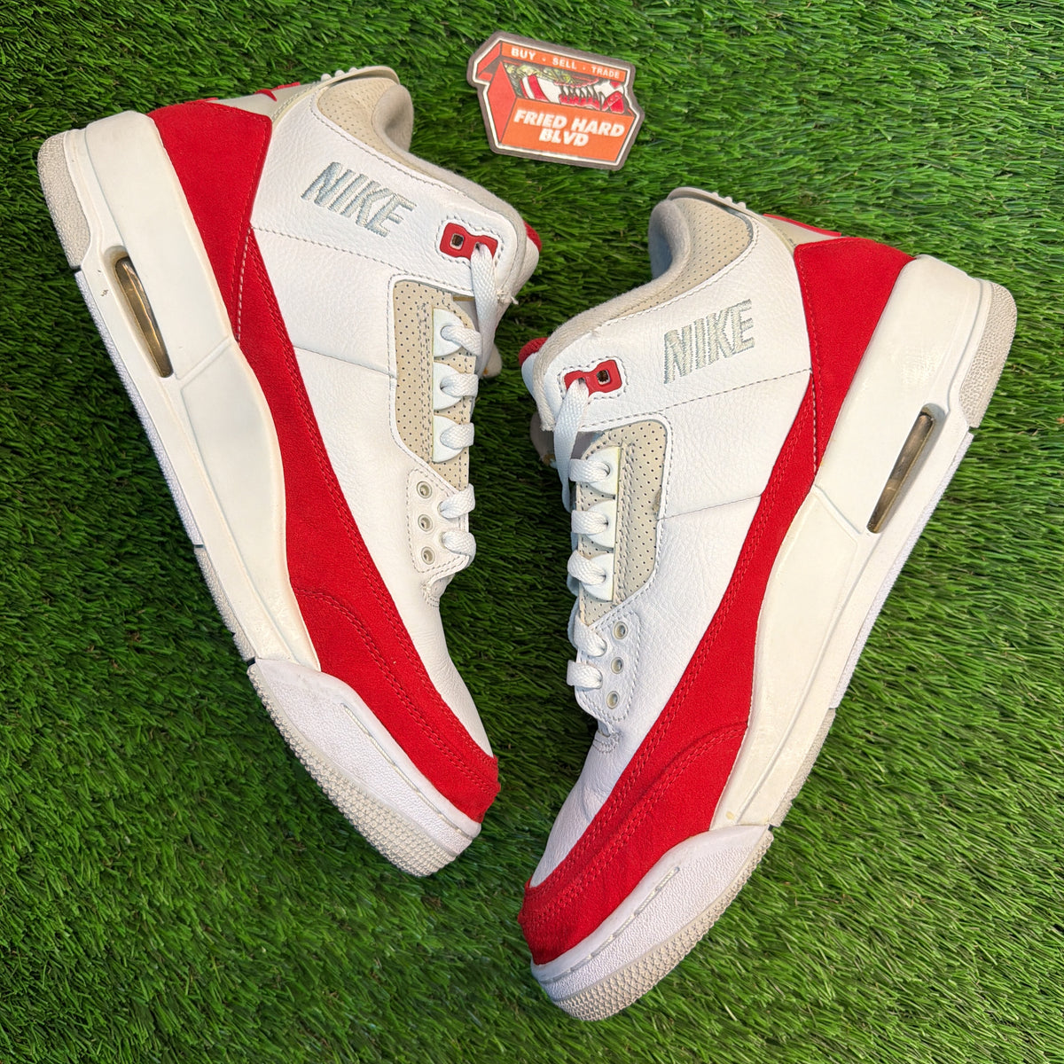 Air Jordan 3 Retro Tinker 'Air Max 1' SIZE 9.5M/11W