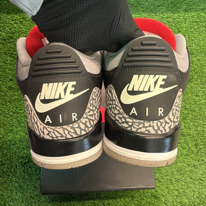 Air Jordan 3 Retro OG 'Black Cement' 2018 SIZE 10.5M/12W