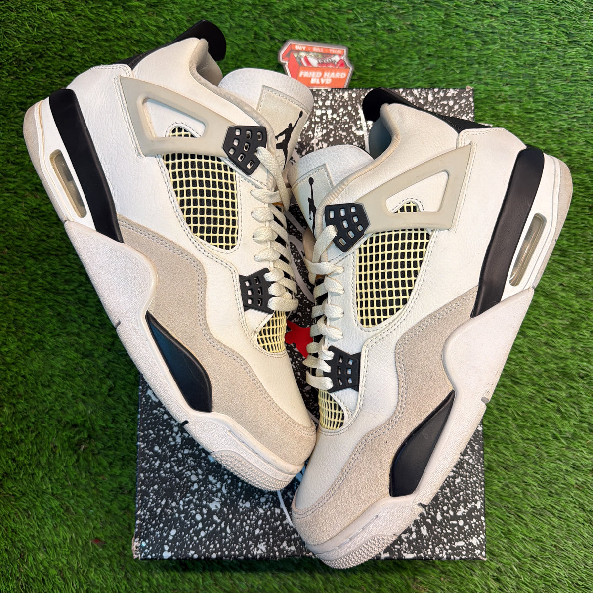 Air Jordan 4 Retro 'Military Black' SIZE 11M/12.5W