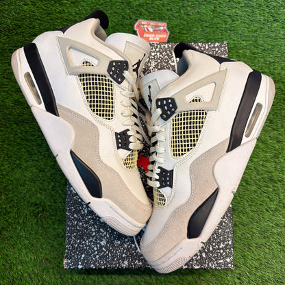 Air Jordan 4 Retro 'Military Black' SIZE 11M/12.5W