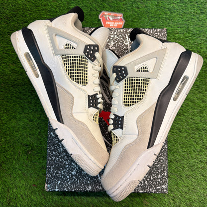 Air Jordan 4 Retro 'Military Black' SIZE 11M/12.5W