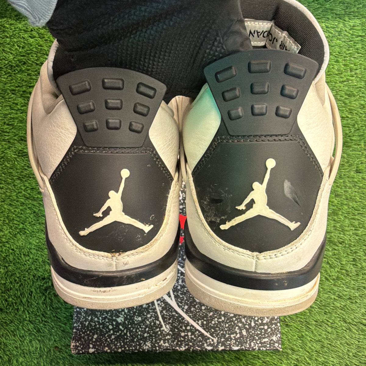Air Jordan 4 Retro 'Military Black' SIZE 11M/12.5W