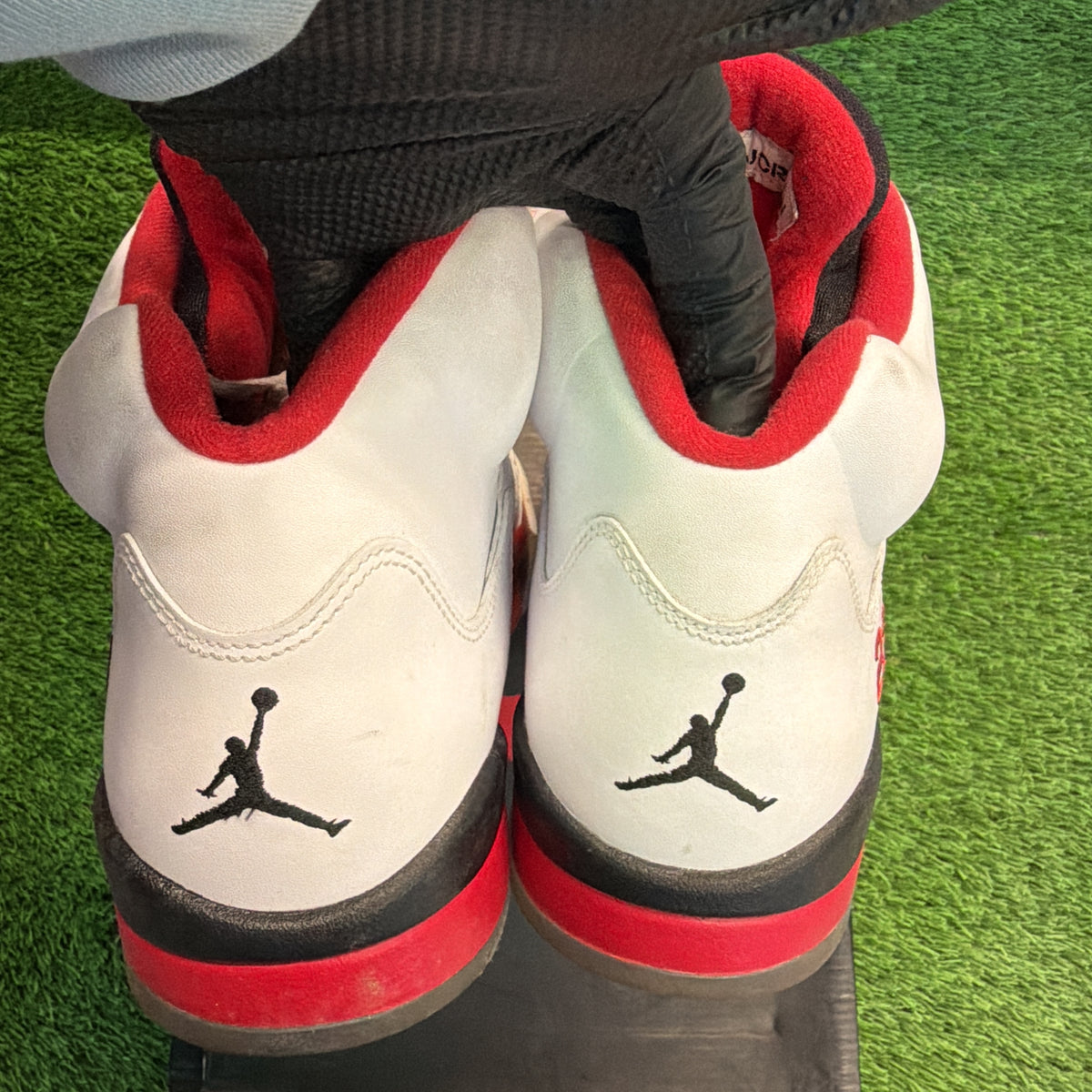 Air Jordan 5 Retro 'Fire Red' 2013 SIZE 12M/13.5W