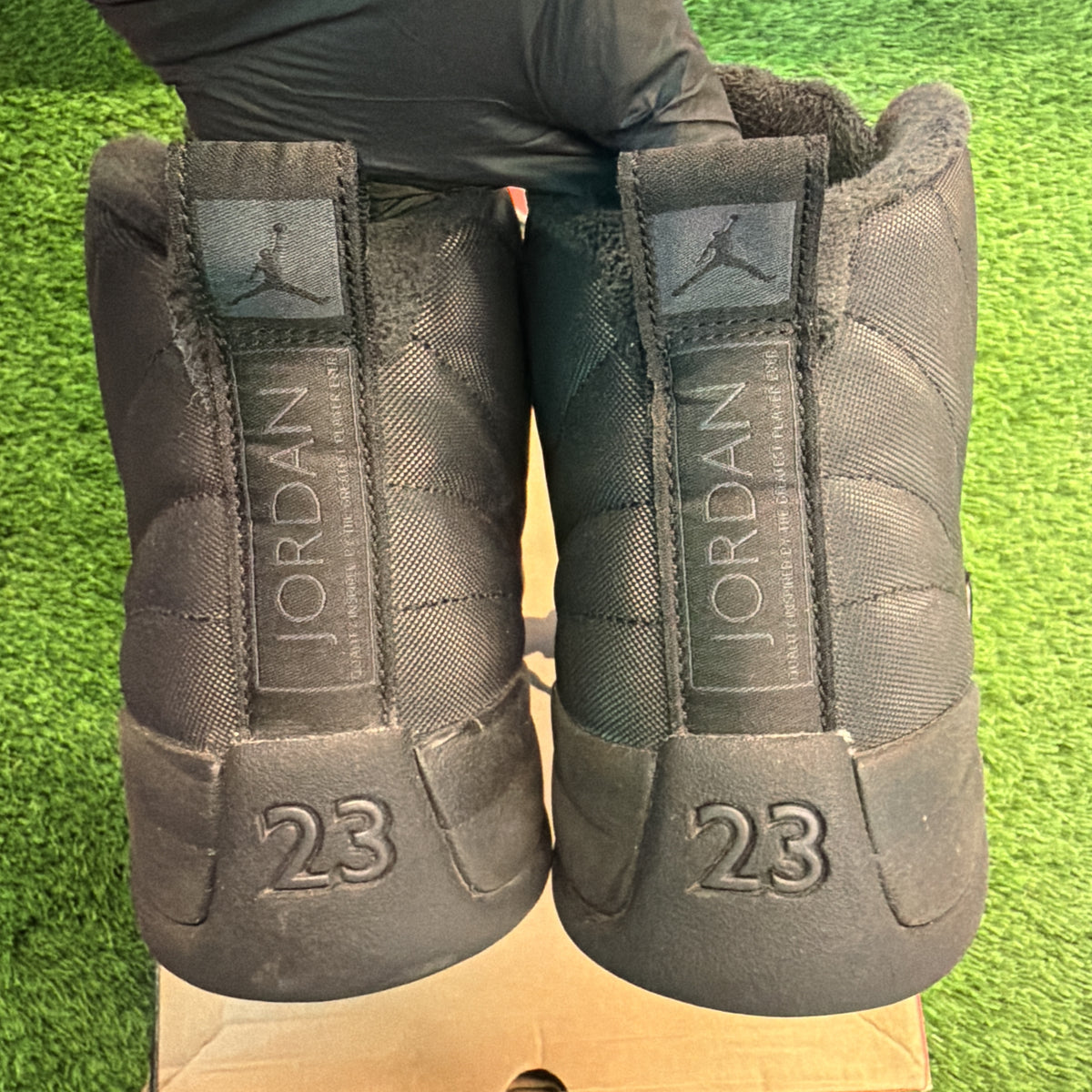 Air Jordan 12 Retro Winterized 'Triple Black' SIZE 12M/13.5W