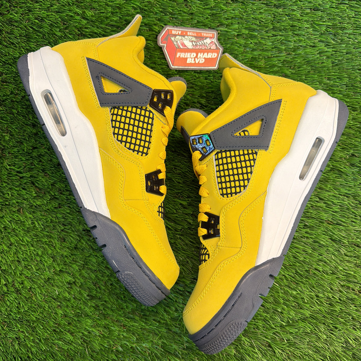 Air Jordan 4 Retro GS 'Lightning' 2021 SIZE 7Y/8.5W