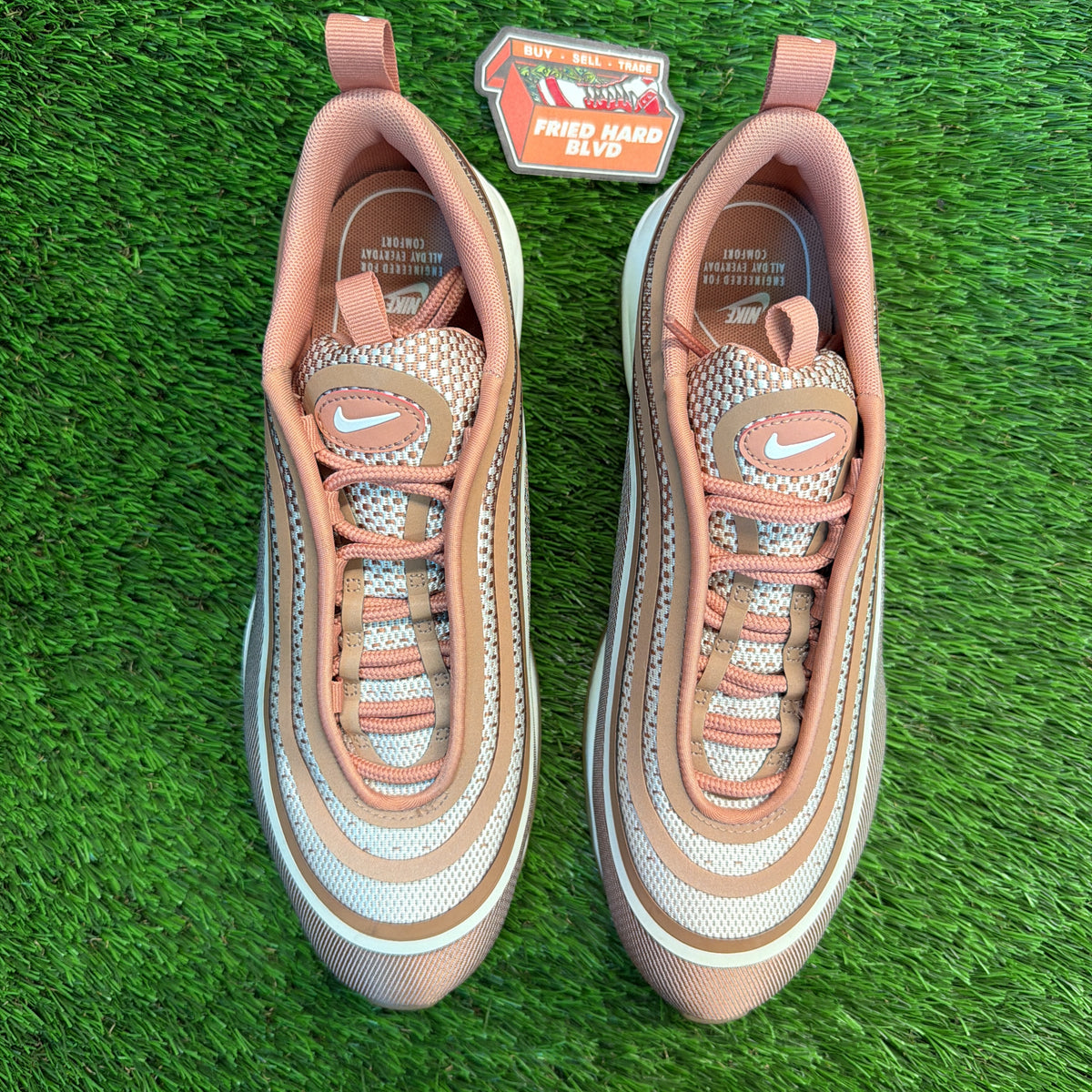 Nike Wmns Air Max 97 SE 'Particle Beige' SIZE 7.5M/9W